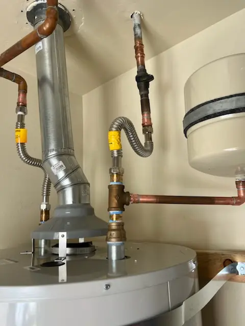 Water heater installation and plumbing repair in Walnut Crossing